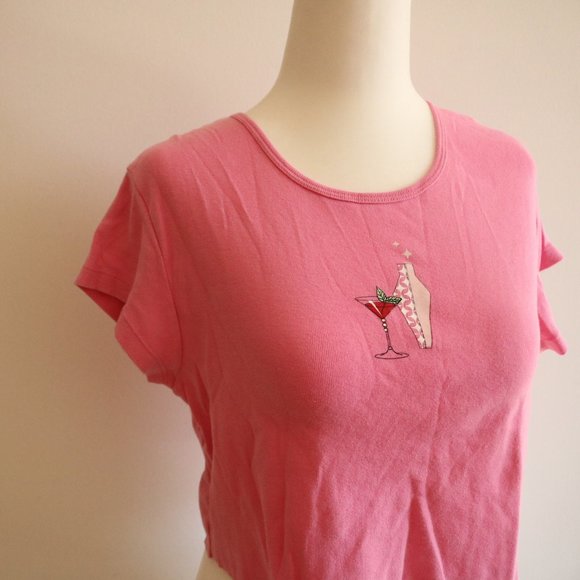 π΄3 for $20π΄ Super Cute Vintage Graphic Crop Top - Picture 2 of 10